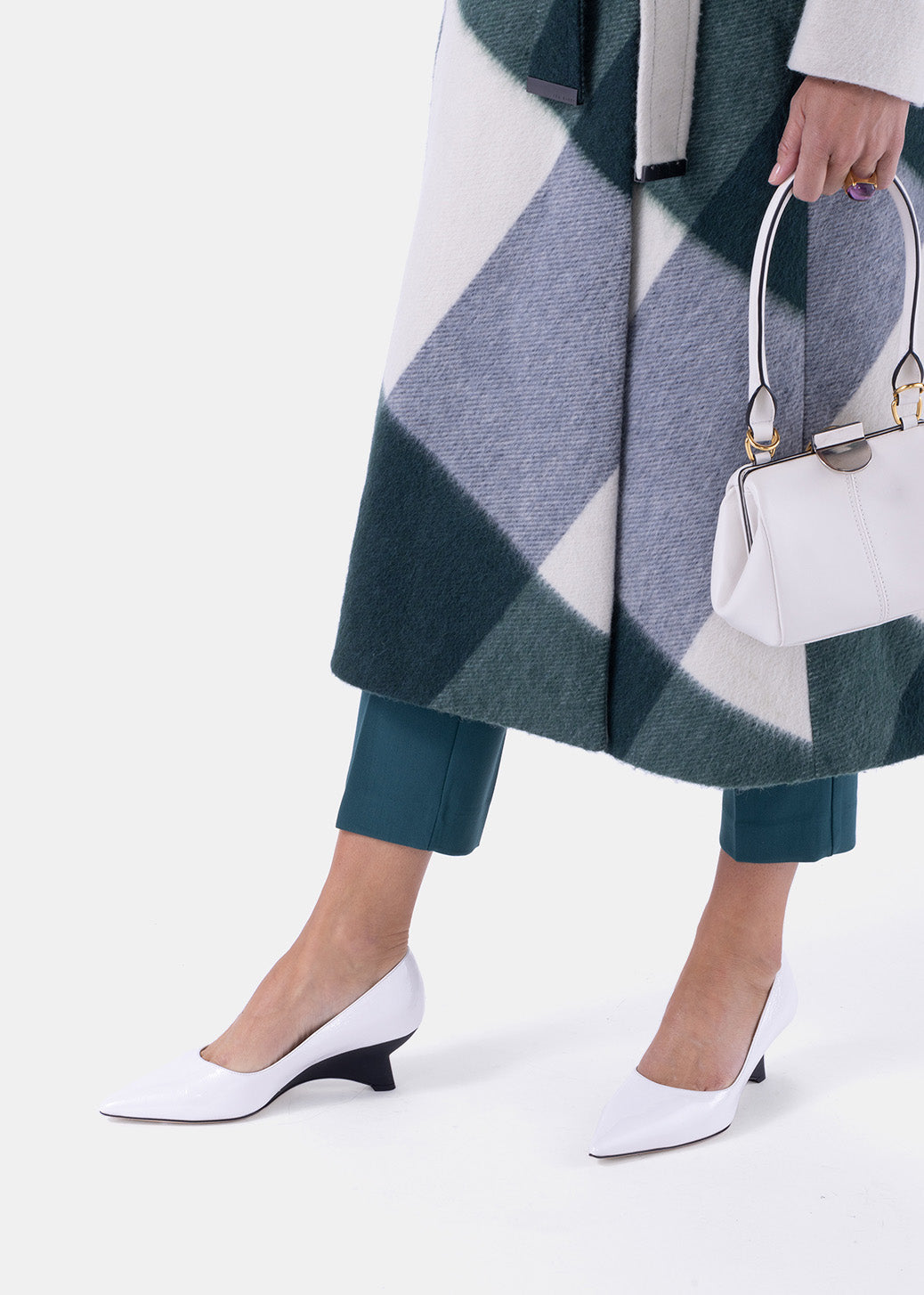 The Giana Milky White - Final Sale