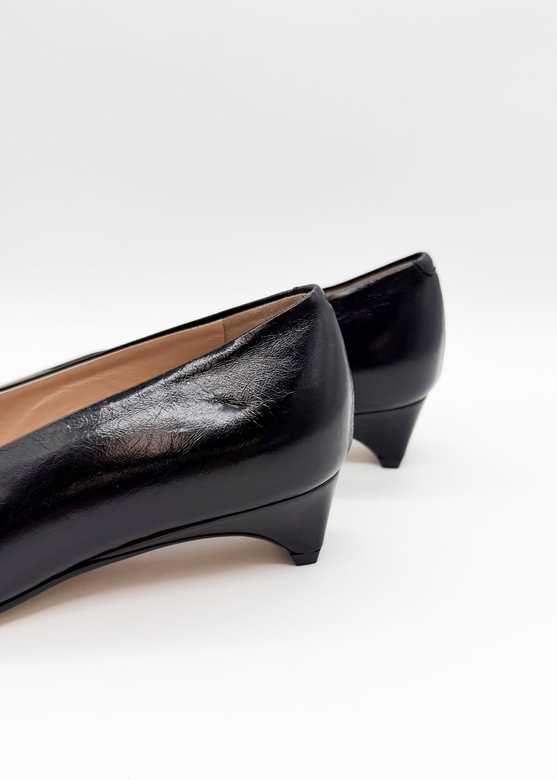 Mini Wedge Pump Black - Sample Size 37