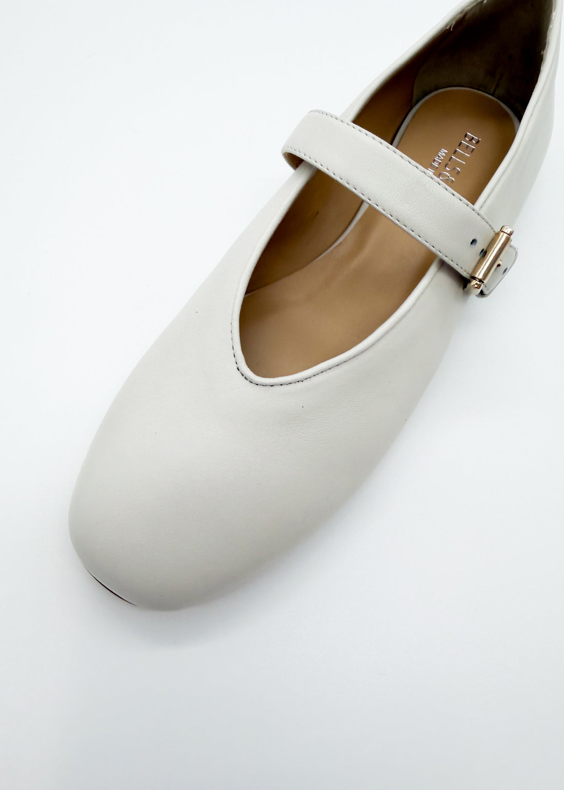Round Toe Mary Jane Ivory - Sample Size 37