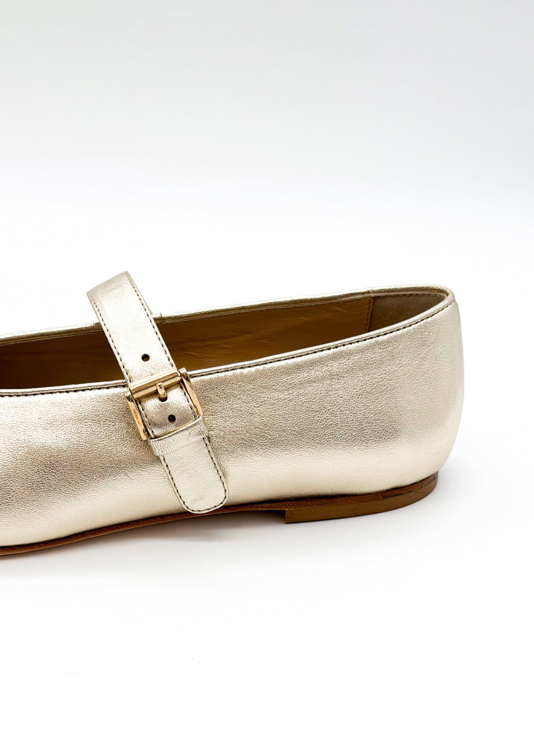 Round Toe Mary Jane Gold - Sample Size 37