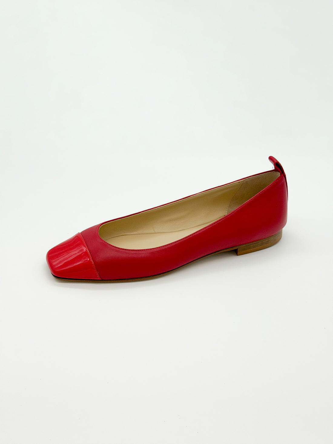 Cap Toe Ballerina Red - Sample Size 37