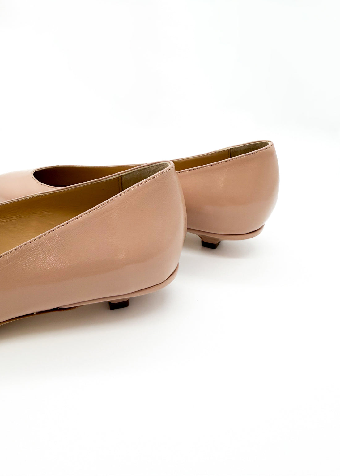 Low Heel Pump Nude - Sample Size 37