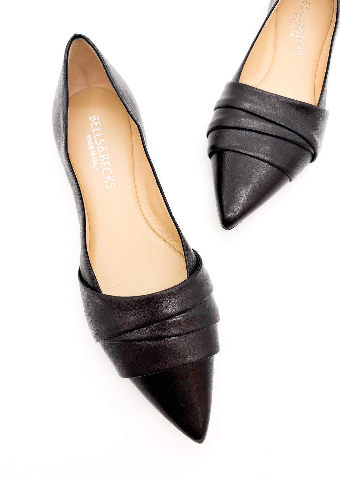 Pleated Flat Black - Sample Size 37