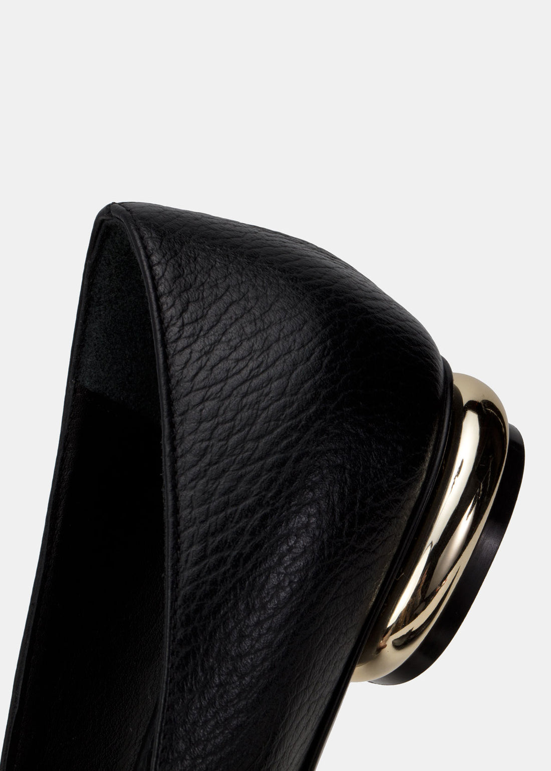 The Lia Black