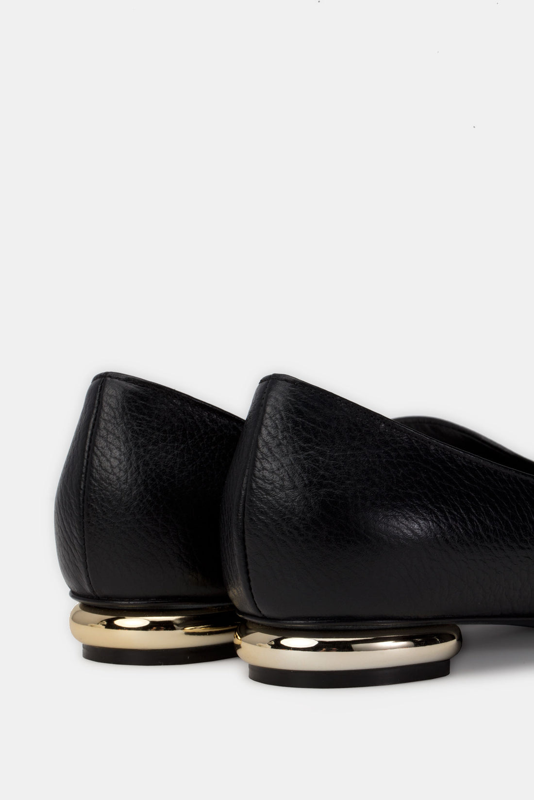 The Lia Black