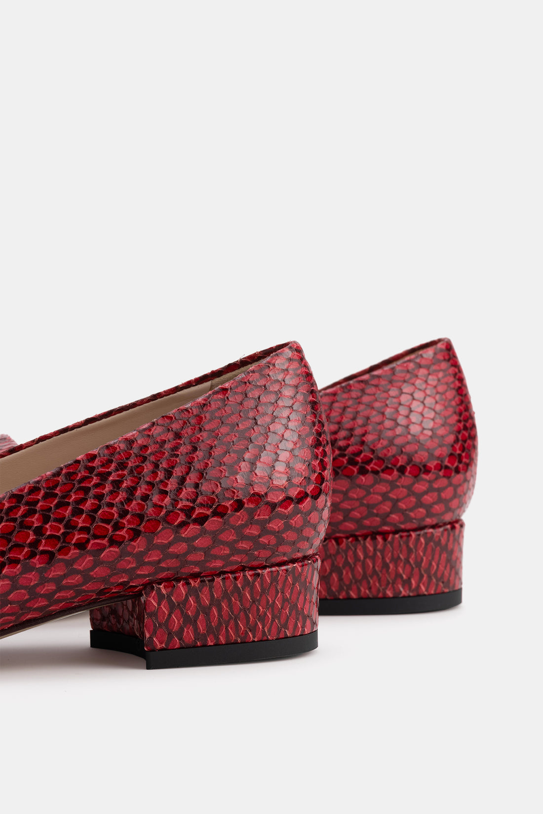 The Allegra Red
