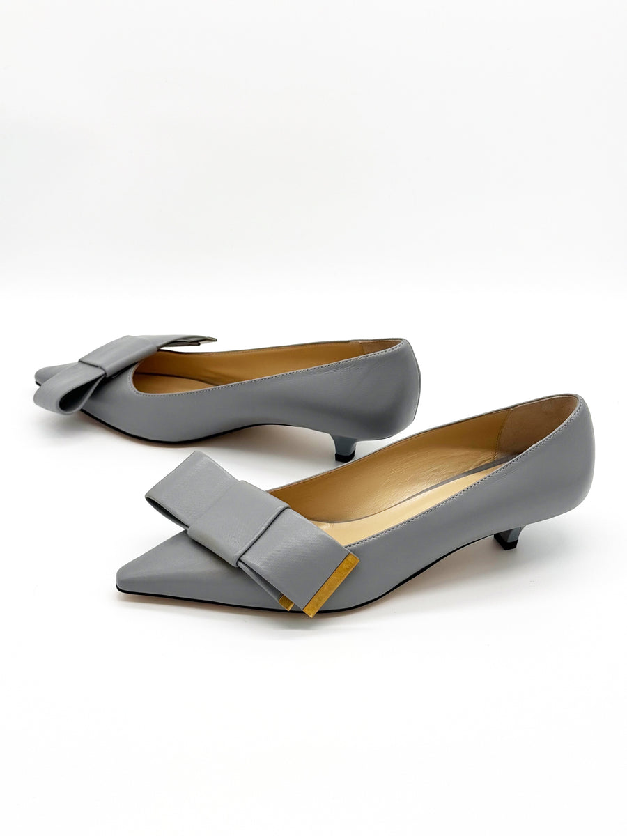 Kitten Heel Bow Pump Gray - Sample Size 37