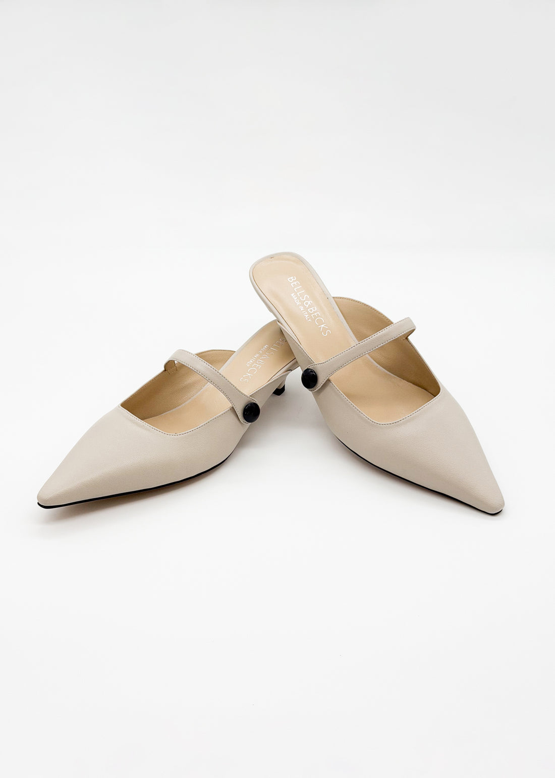 Greta Ivory - Sample Size 37