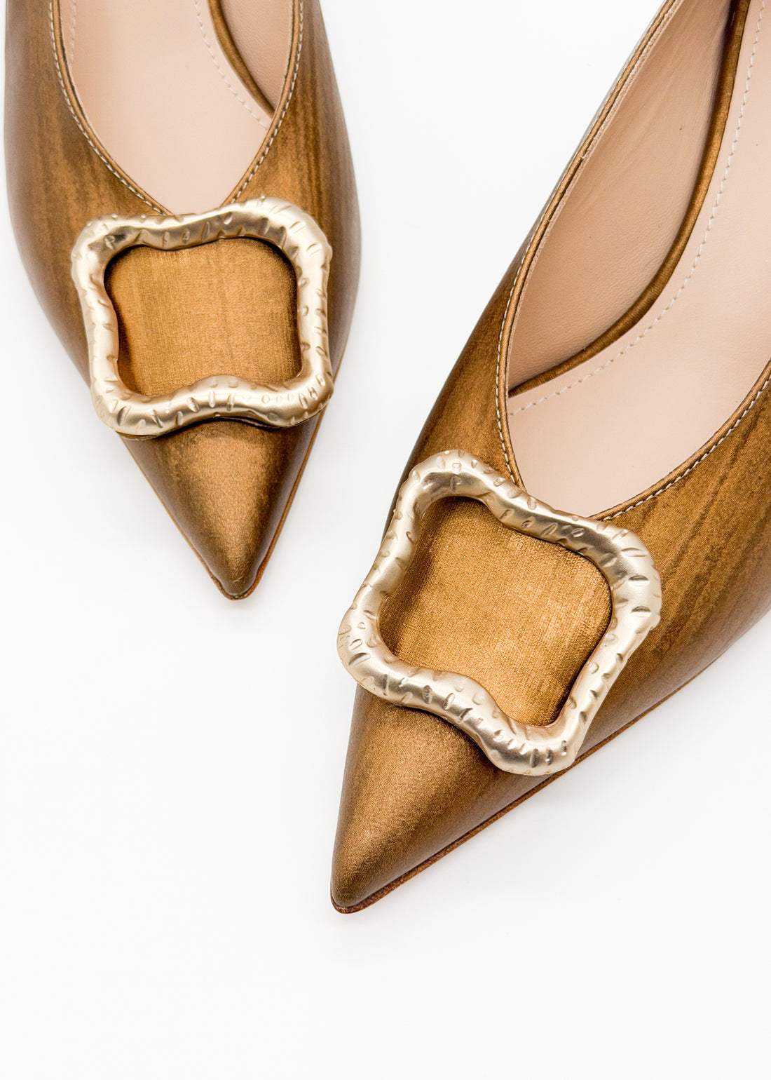 Pump with Ornament Bronze - Sample Size 37