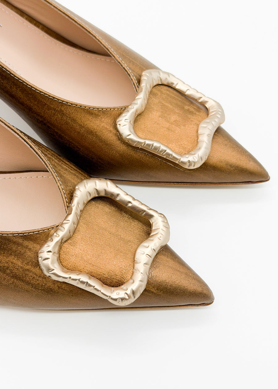 Pump with Ornament Bronze - Sample Size 37