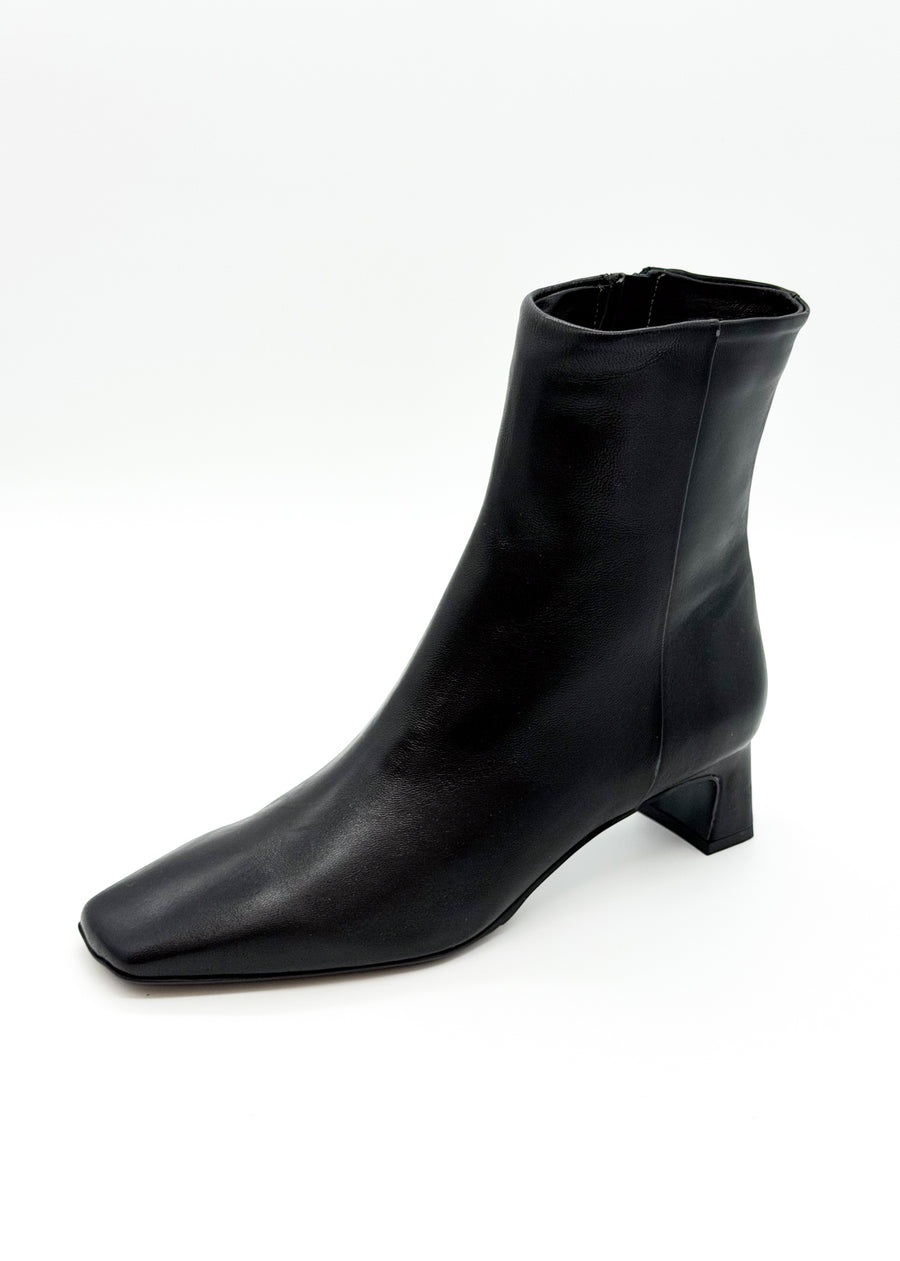 Square Toe Bootie Black - Sample Size 37