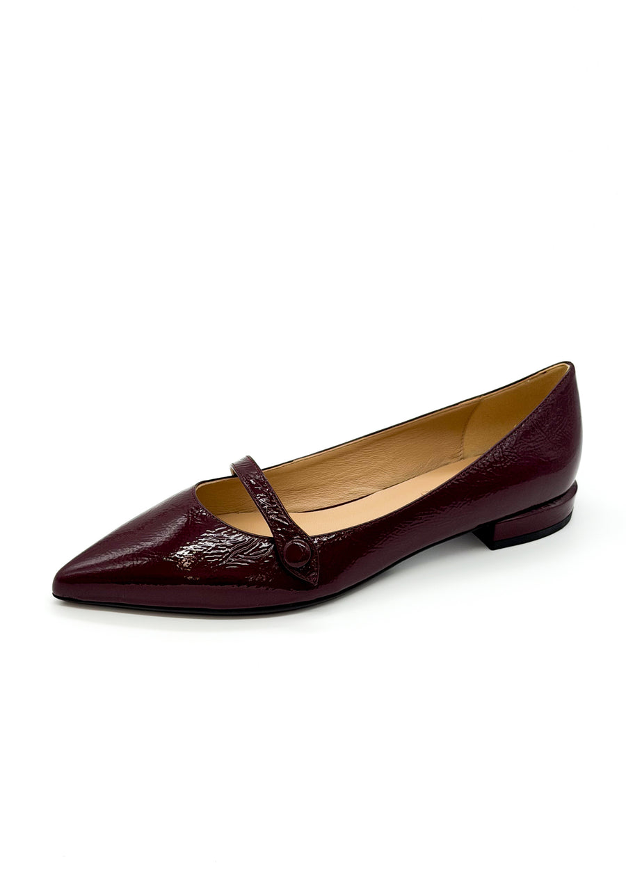Flat with Strap Burgundy - Sample Size 37
