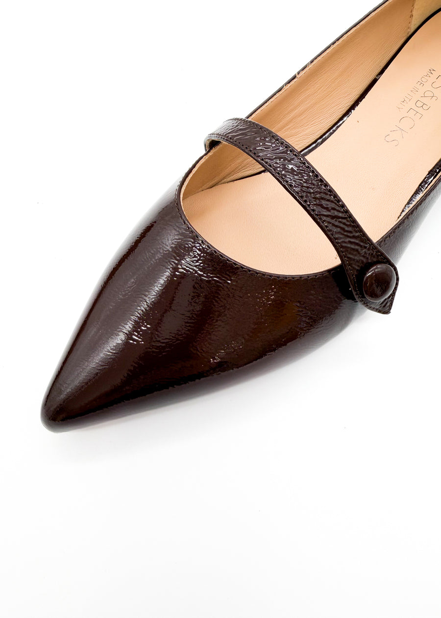 Flat with Strap Brown - Sample Size 37