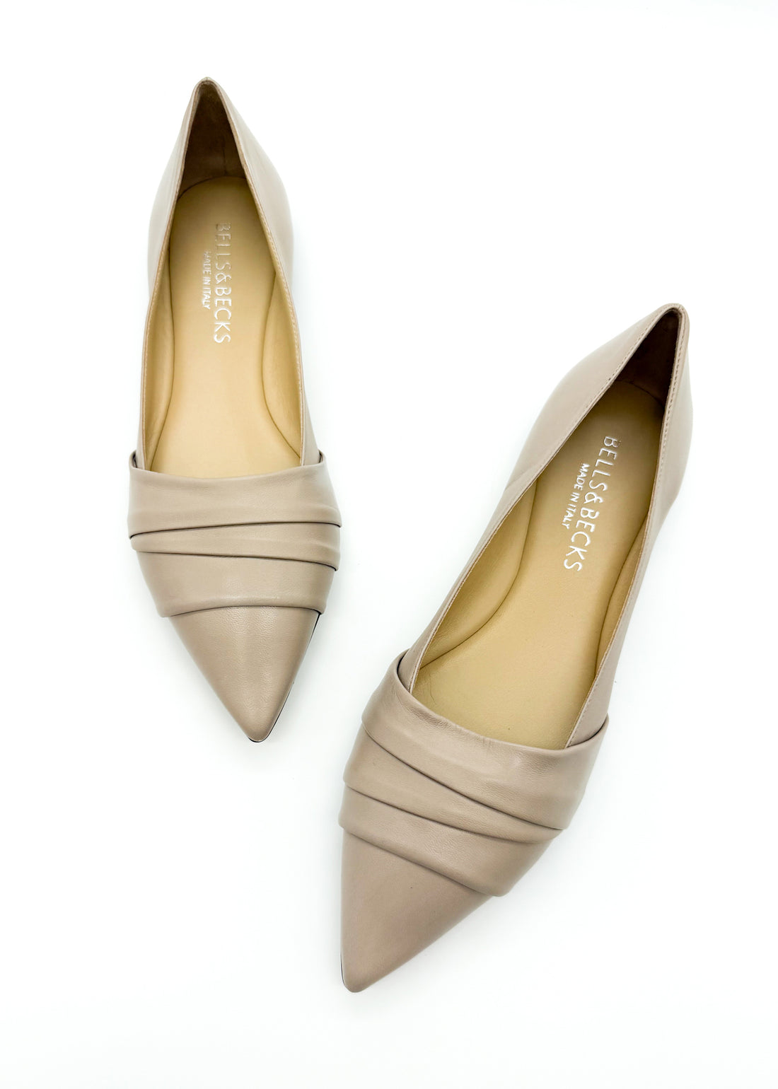 Pleated Flat Light Taupe - Sample Size 37
