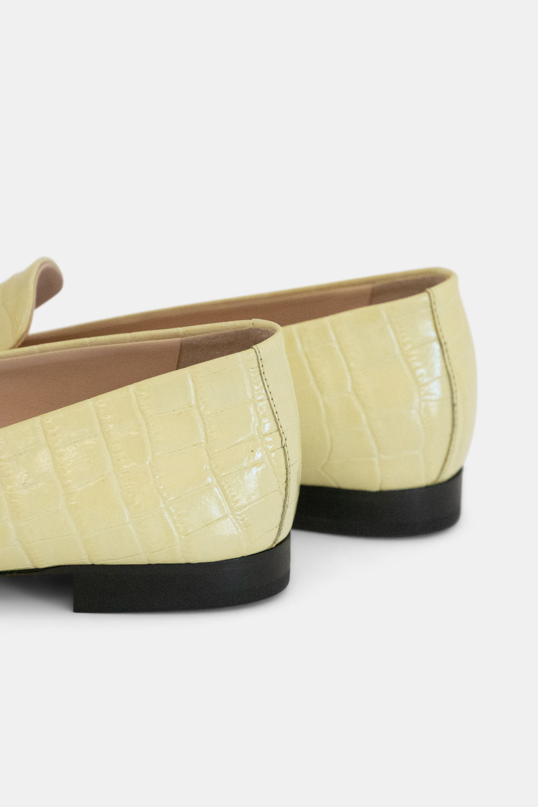 Round Toe Loafer Yellow Croco - Sample Size 37